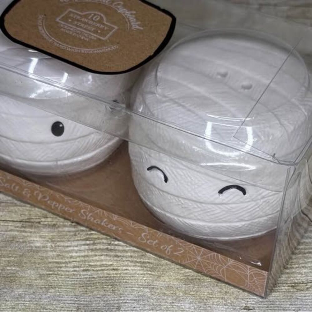 Mummy Salt and Pepper Shakers